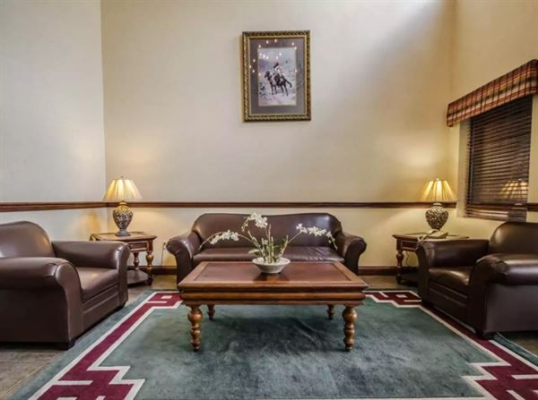 Quality Suites Jeffersonville