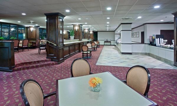 La Quinta Downtown Little Rock Conference Center