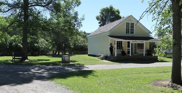 Lang Pioneer Village