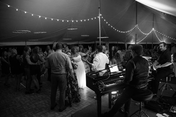 Felix and Fingers Dueling Pianos