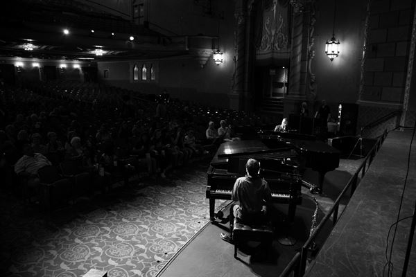 Felix and Fingers Dueling Pianos