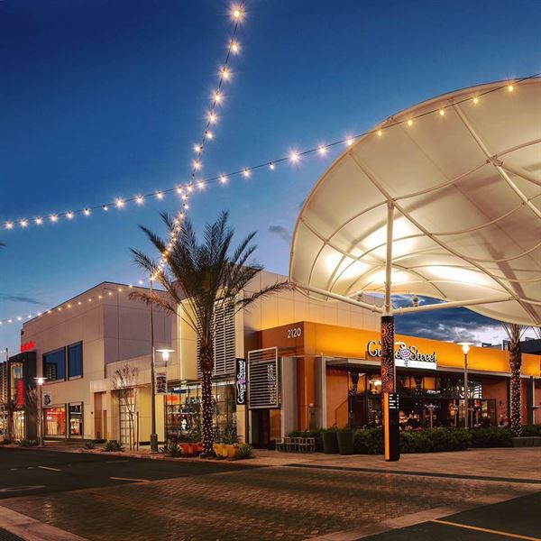 Grape Street Cafe and Wine Bar