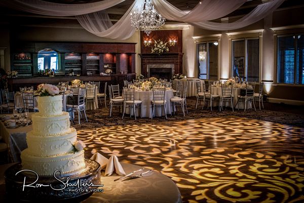 Party Pleasers - DJ/MC, Lighting, Decor & Photo Booths