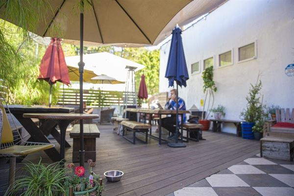 Lyric Hyperion Theatre & Cafe