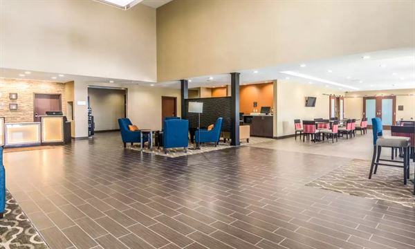 Comfort Suites Meeting Room