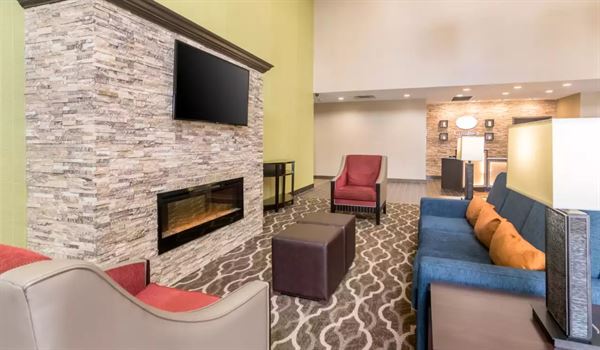 Comfort Suites Meeting Room