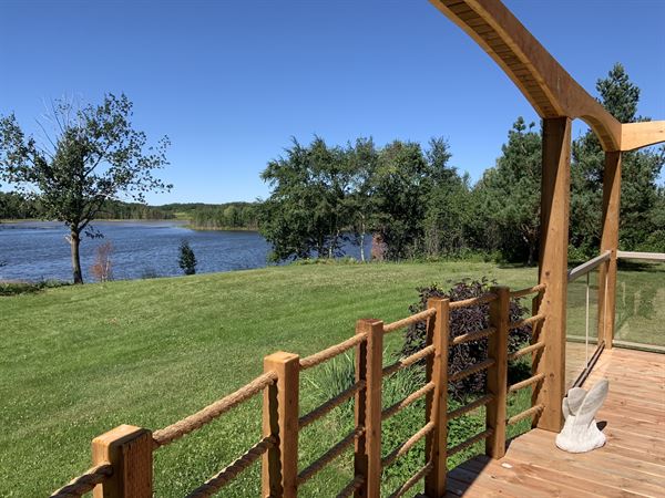 Labyrinth Lake Lodge Wedding Venue