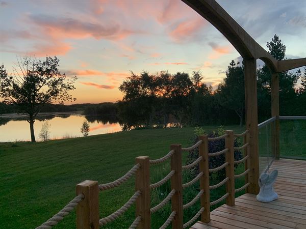 Labyrinth Lake Lodge Wedding Venue