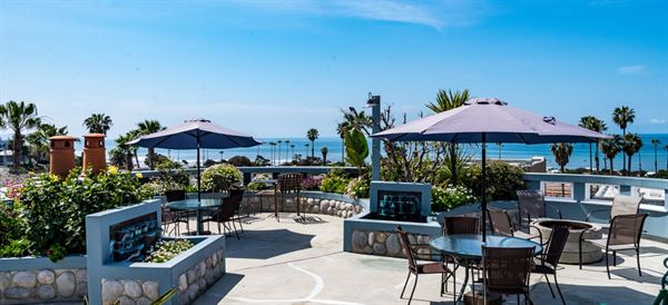 Cardiff-By-The Sea Lodge