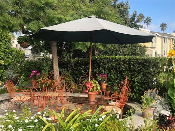 Cardiff-By-The Sea Lodge