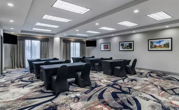 Comfort Inn & Suites McDonough