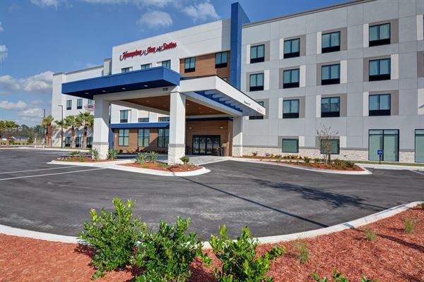 Hampton Inn & Suites Middleburg