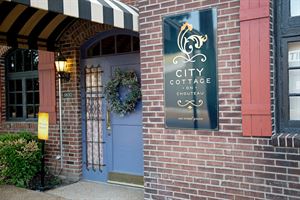 City Cottage on Chouteau