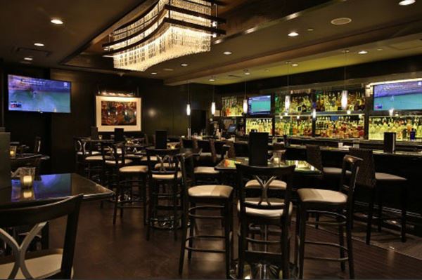 Morton's, The Steakhouse Burbank