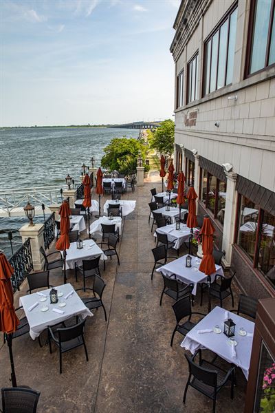 Vetro by Russo's on the Bay