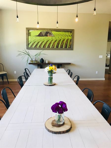 Dundee Wine County Getaway