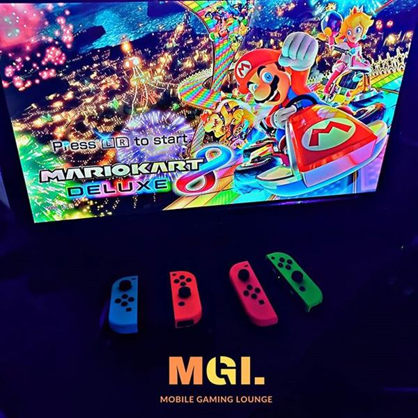 Mobile Gaming Lounge