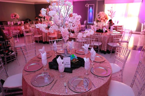 Elegante Ballroom (Regal Row)