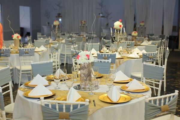 Elegante Ballroom (Regal Row)