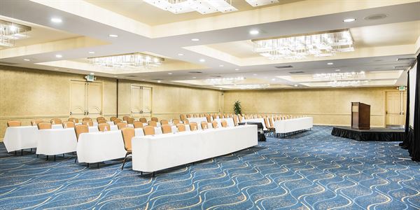 Crowne Plaza Ventura Beach