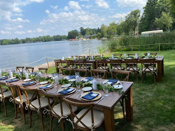 The Clifford Lake Inn