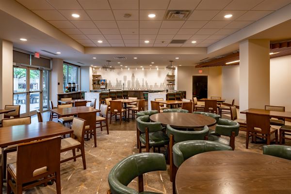 DoubleTree by Hilton Dallas-Farmers Branch