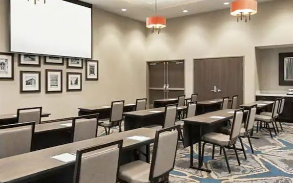 Hampton Inn Downtown/Crossroads