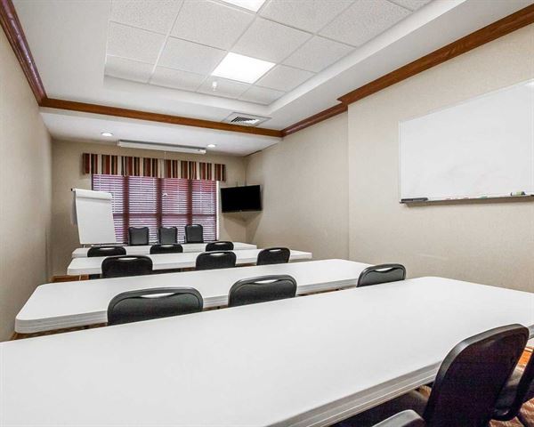 Comfort Inn & Suites