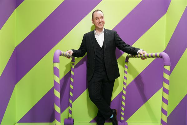 Jeff Newman: Mentalist, Magician, Trickster