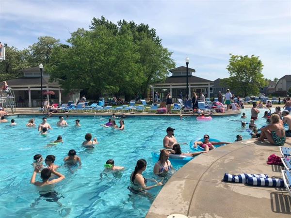 Lakeview Pool and Tennis Club