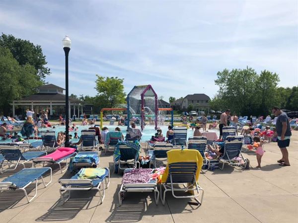 Lakeview Pool and Tennis Club