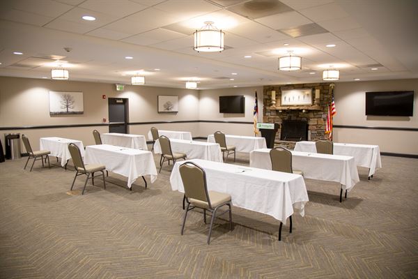 Holiday Inn Asheville East - Blue Ridge Parkway