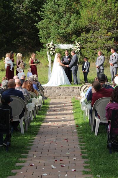 Glacier Meadows - The Wedding Place
