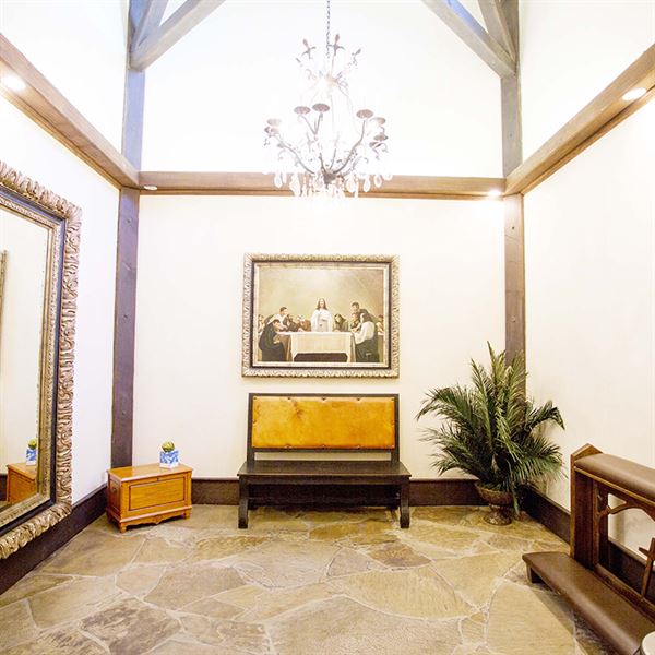 Chapel On The Creeks