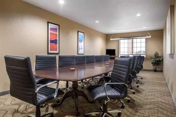 Comfort Suites Johnson Creek