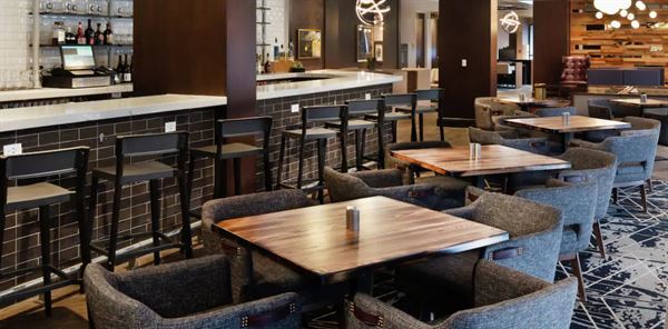 DoubleTree by Hilton Jamestown