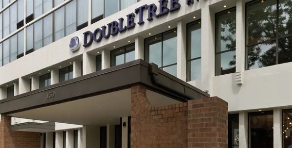 DoubleTree by Hilton Jamestown