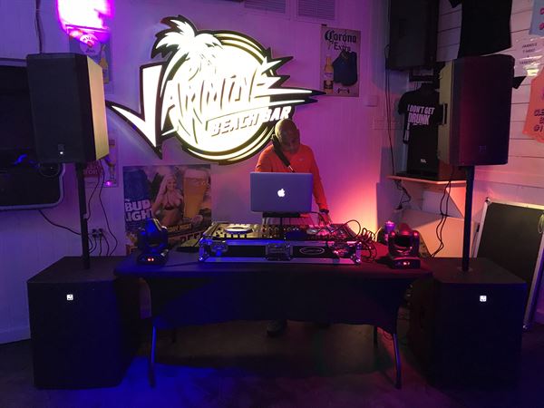 Double R Entertainment Group