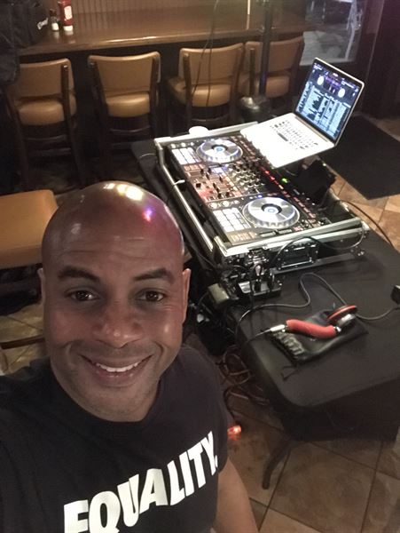 Double R Entertainment Group