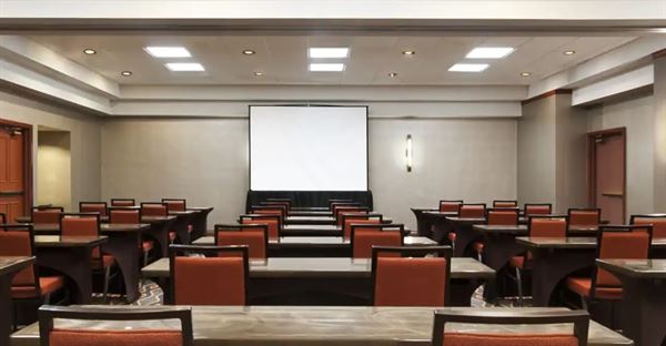 Embassy Suites by Hilton Dallas Near the Galleria