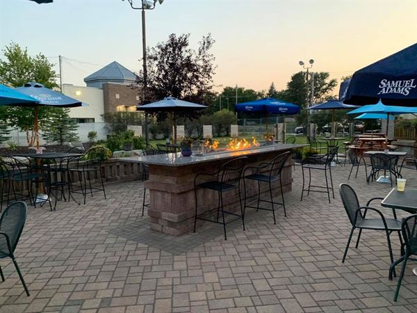 The Bar Of Appleton - Lynndale