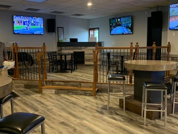 The Bar Of Appleton - Lynndale