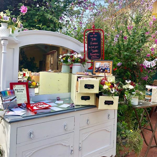 Lunada Garden Bistro/Venue