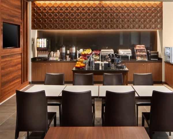 Wingate by Wyndham Hurricane WV