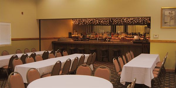 Glacier Rock Restaurant & Convention Center