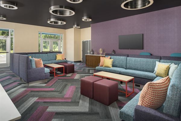 Tru by Hilton Orlando Convention Center