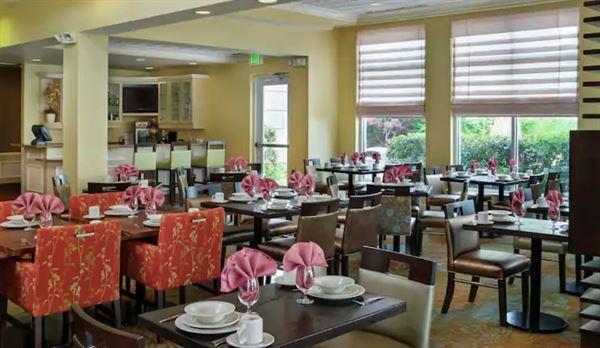 Hilton Garden Inn Newport News