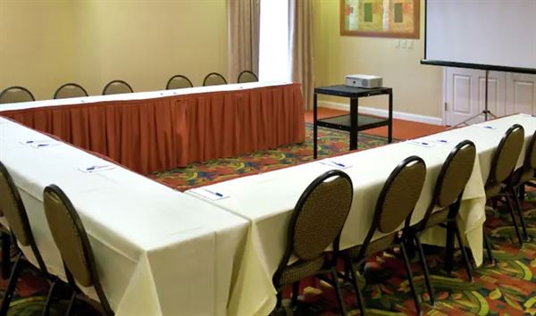 Hilton Garden Inn Newport News