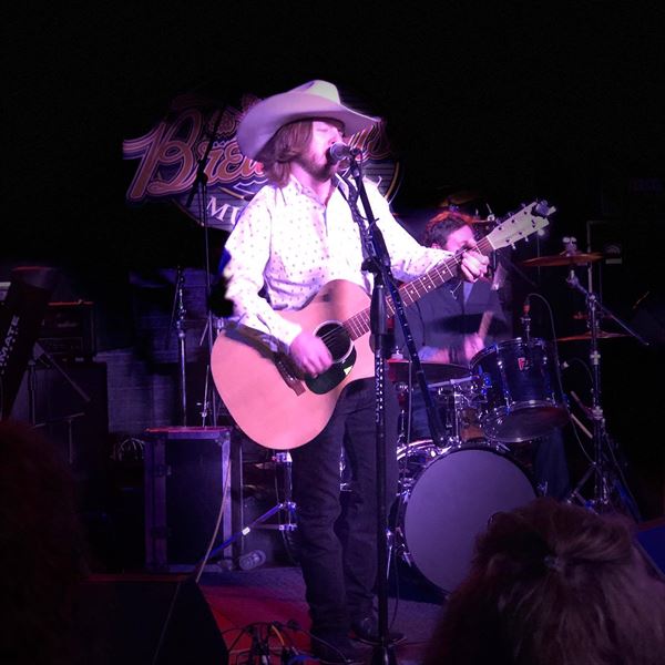 The Club at Bear Claw Vineyards