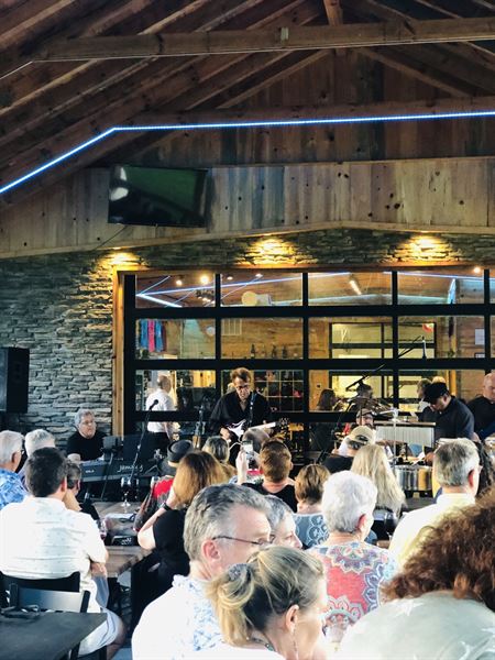 The Club at Bear Claw Vineyards